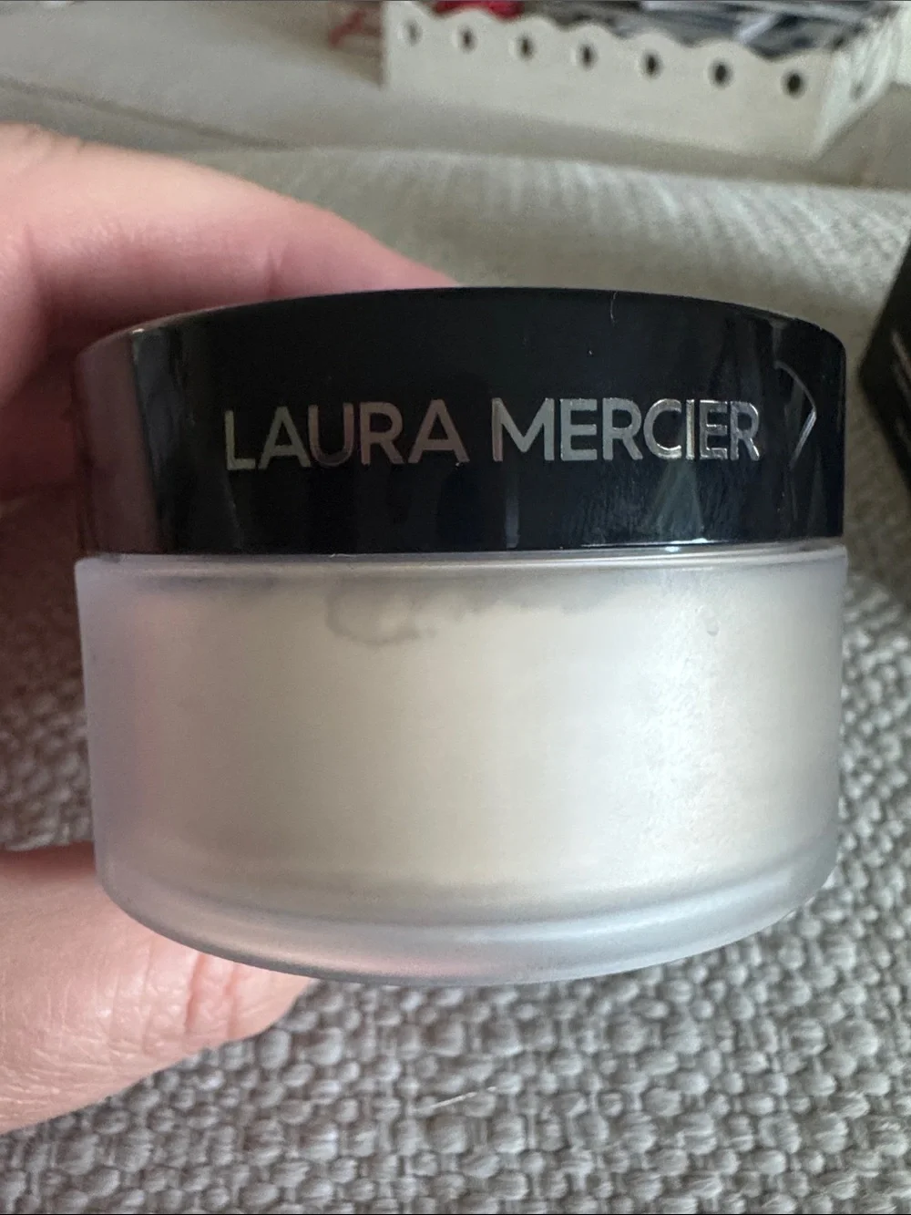 laura mercier finely milled